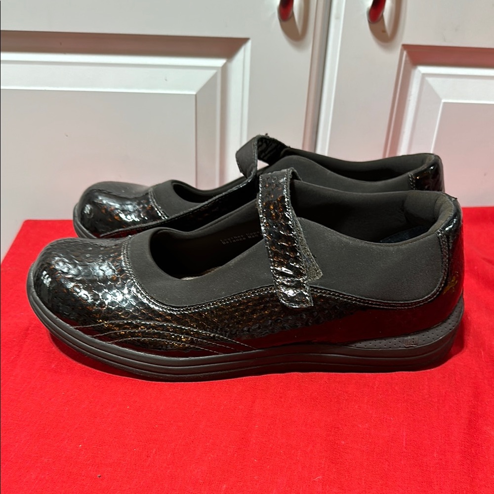 Drew Black Mary Jane Shoes View 4